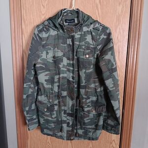 Ladies New Look Camouflage Jacket With Hood Sz. M